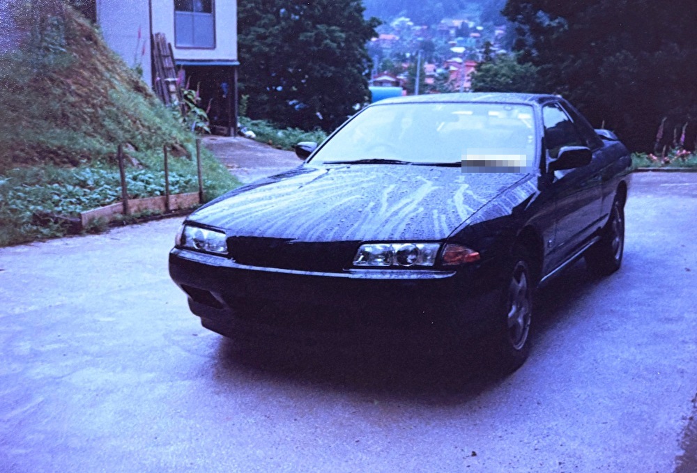 2000年　日産スカイライン（R32）
